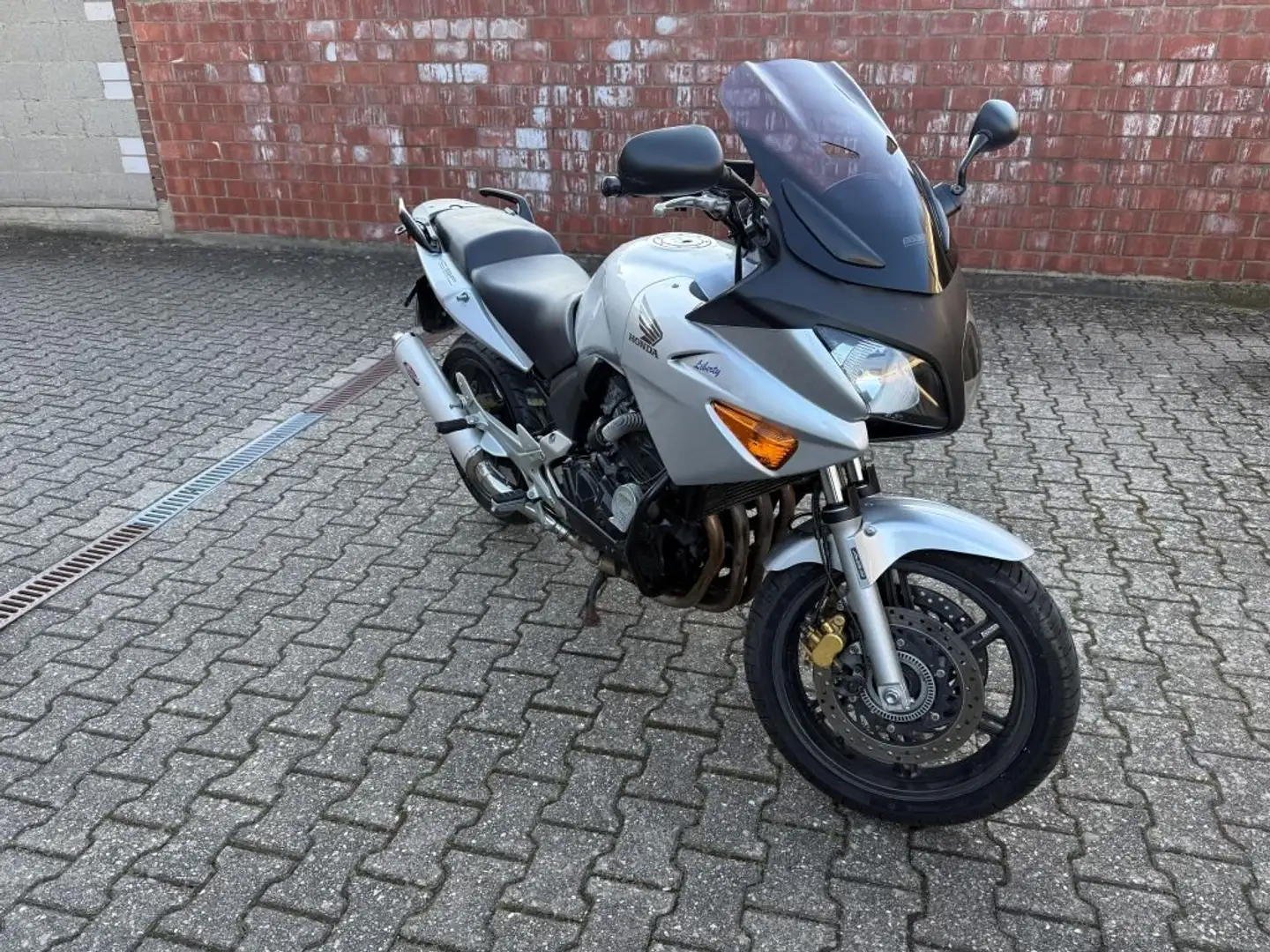 Honda CBF 600 SA PC38 ABS Argintiu - 2