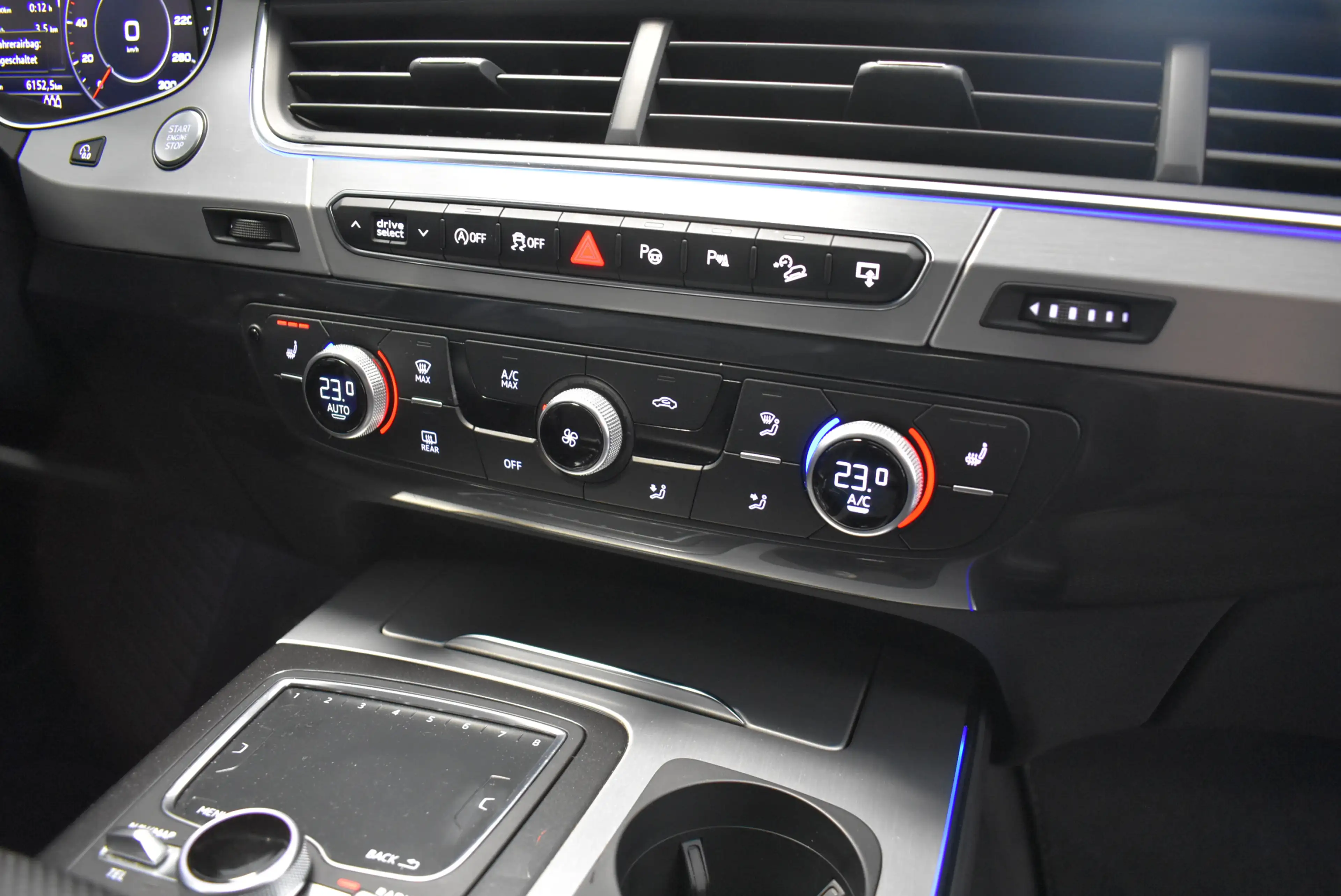 Audi Q7 3.0 TDI Quattro S-Line Virtual Navi LED Kamer — photo 9