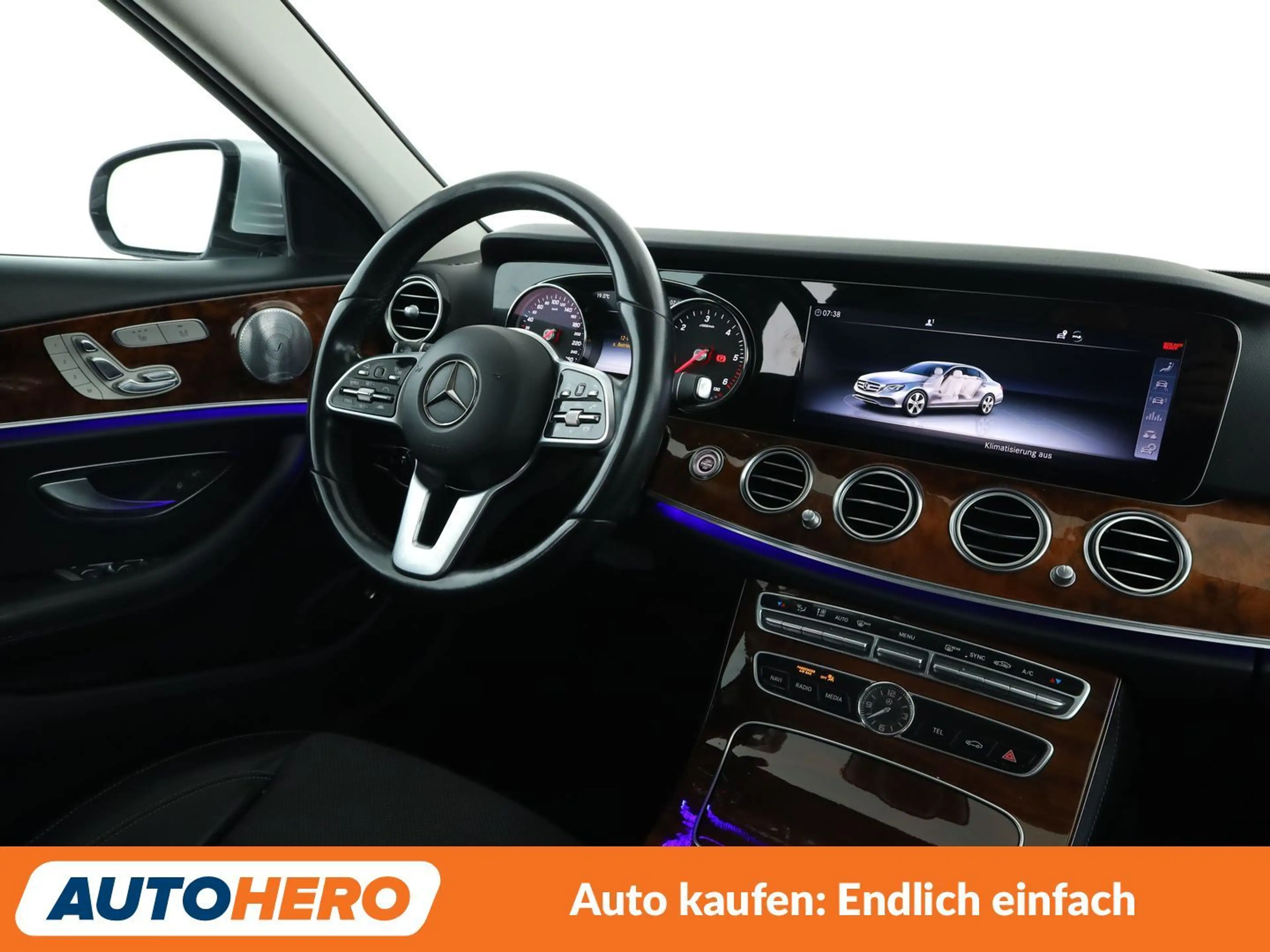 Mercedes-Benz E 220 d Exclusive Aut.*NAVI*PDC*ACC*SHZ* — photo 13