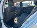 Skoda Octavia Combi 2.0 TDI Selection LED NAVI AHK Weiß - thumbnail 21