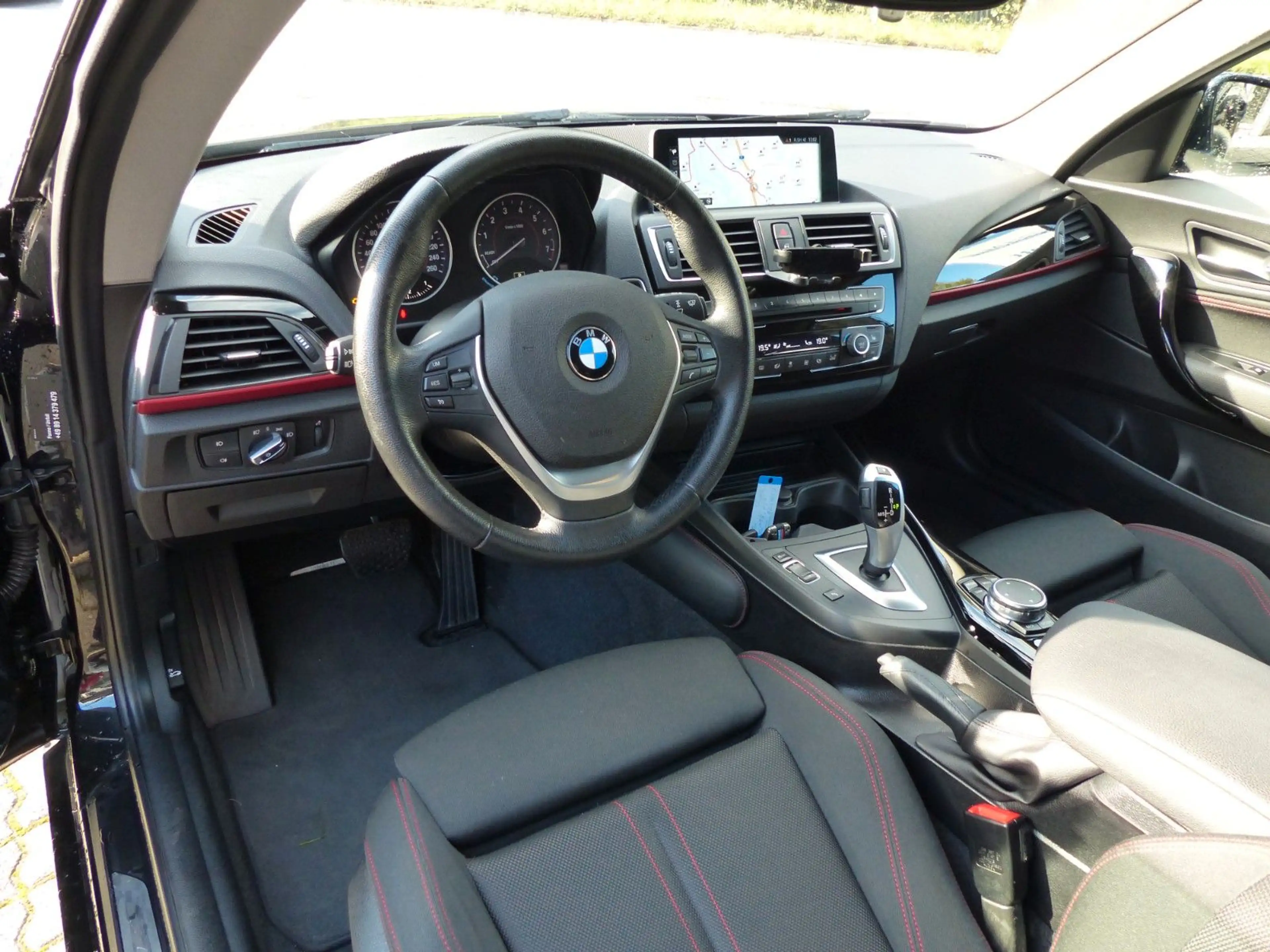 BMW 118 i 3trg. Aut. "Sport Line", Navi, LED, Hifi — photo 14