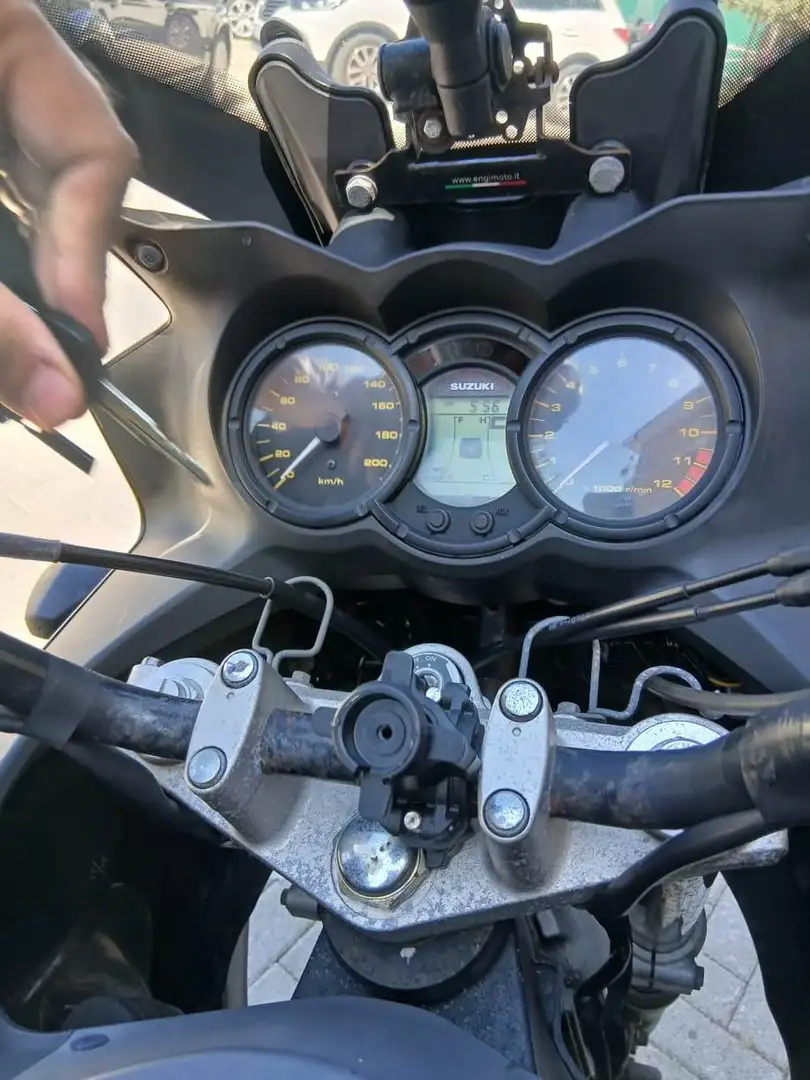 Suzuki V-Strom 650 - 2