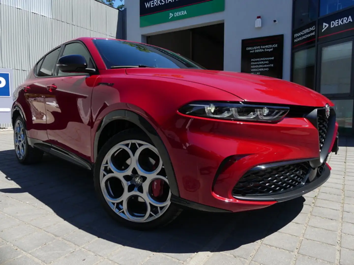 Alfa Romeo Tonale 1,5 T Hybrid Speciale LEDER/LED/ACC/20" - 1