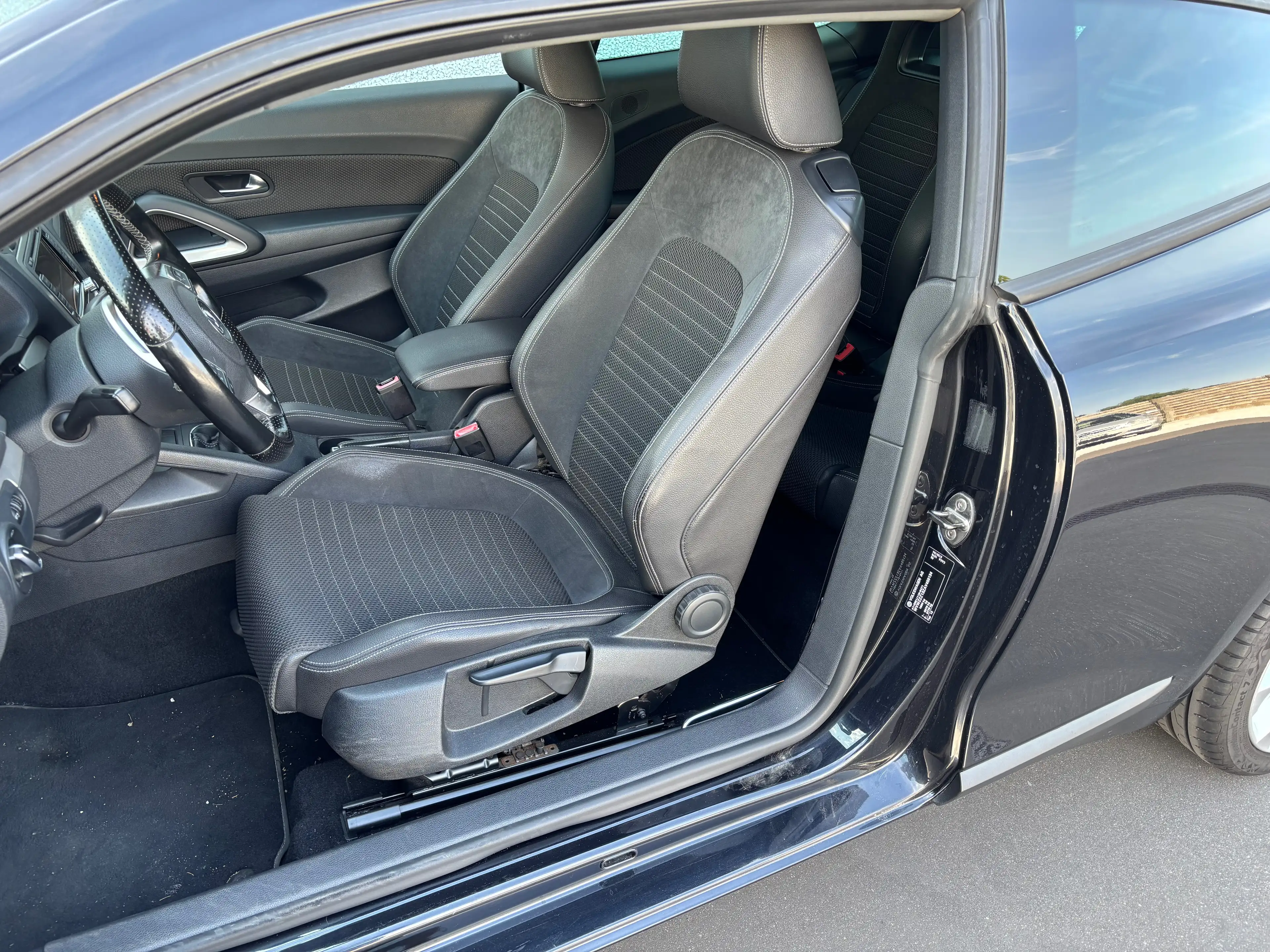 Volkswagen Scirocco Scirocco 1.4 TSI NAVI ALU CLIM PDC — photo 8