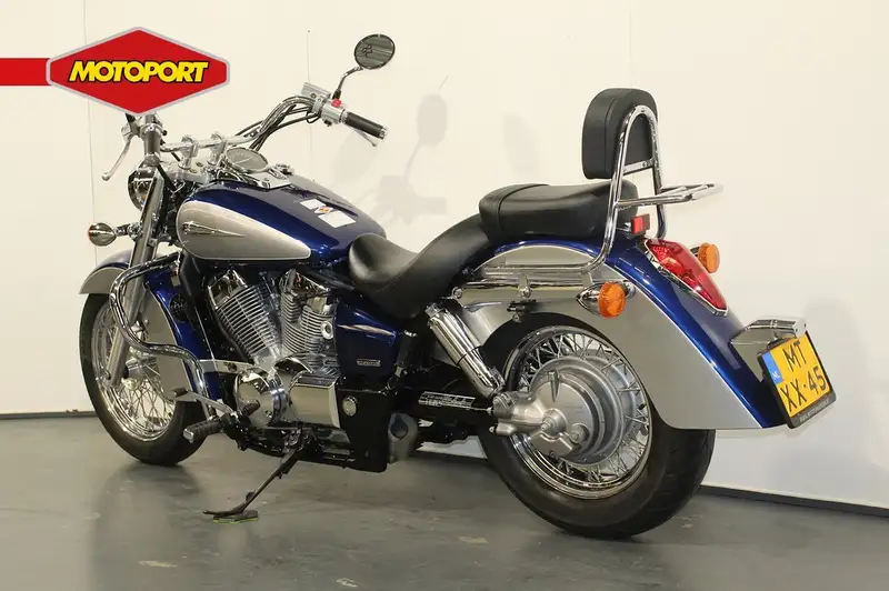 Honda Shadow VT 750 - foto 4