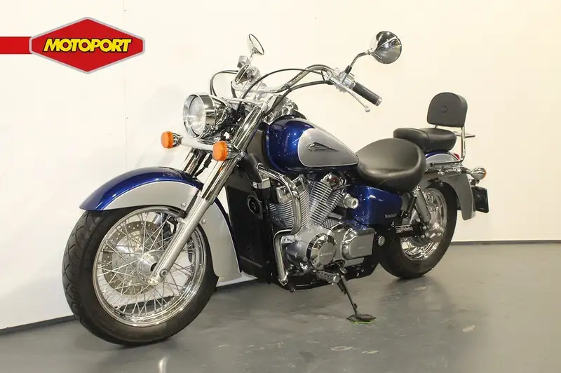 Honda Shadow VT 750 - foto 2