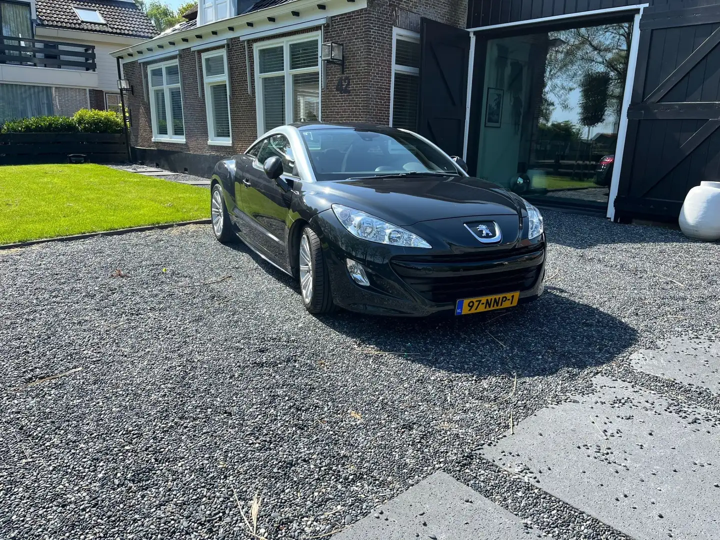 Peugeot RCZ 1.6 THP Černá - 2