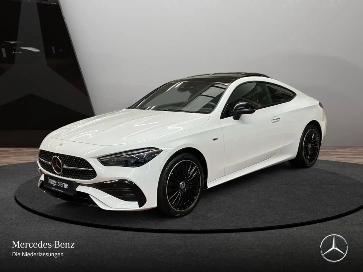 Mercedes-Benz CLE 300 e AMG+NIGHT+PANO+360+BURMESTER+KEYLESS+9G Blanc - 2