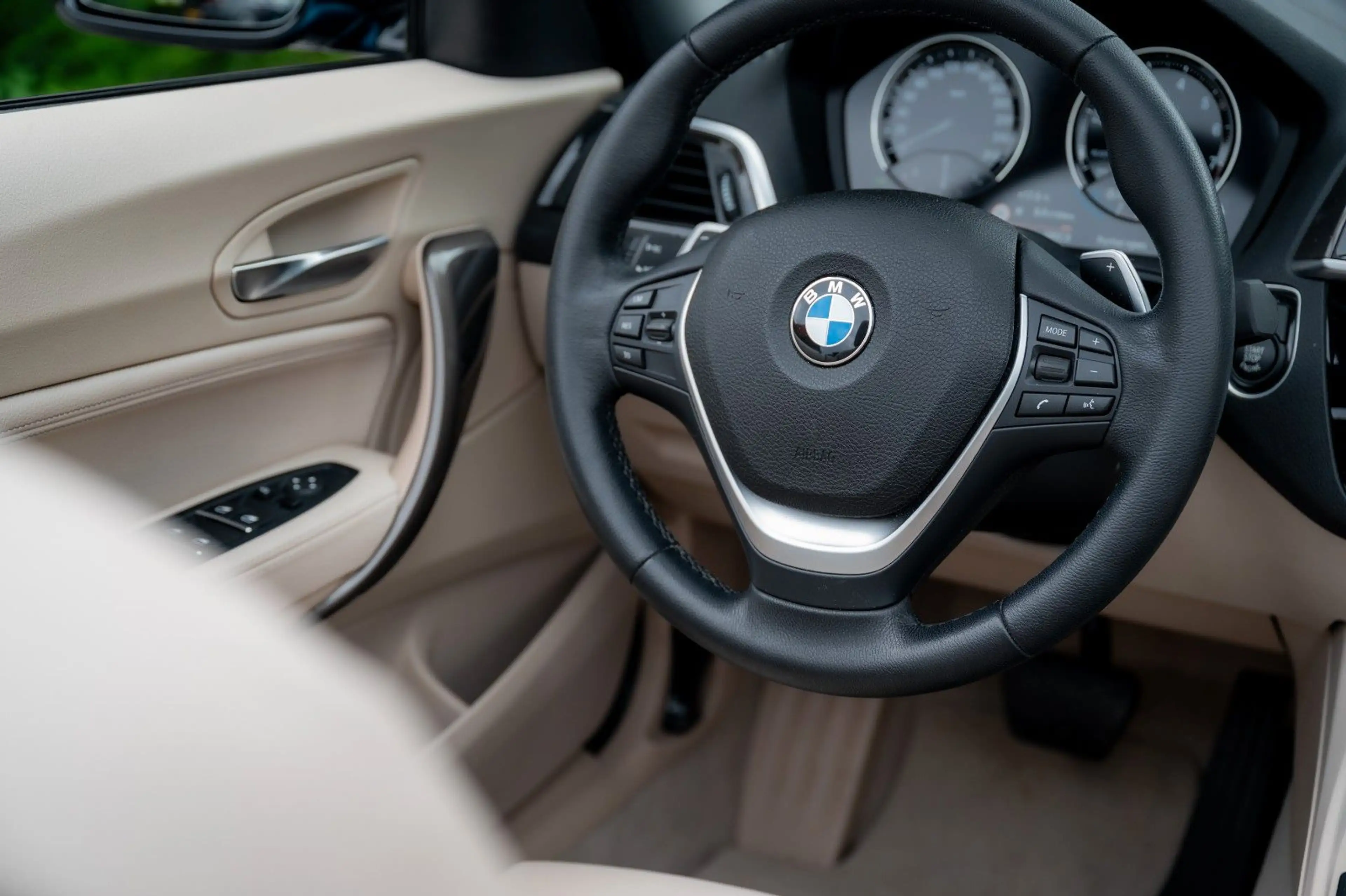 BMW 230 i Cabrio Sport Line 252PS — photo 13