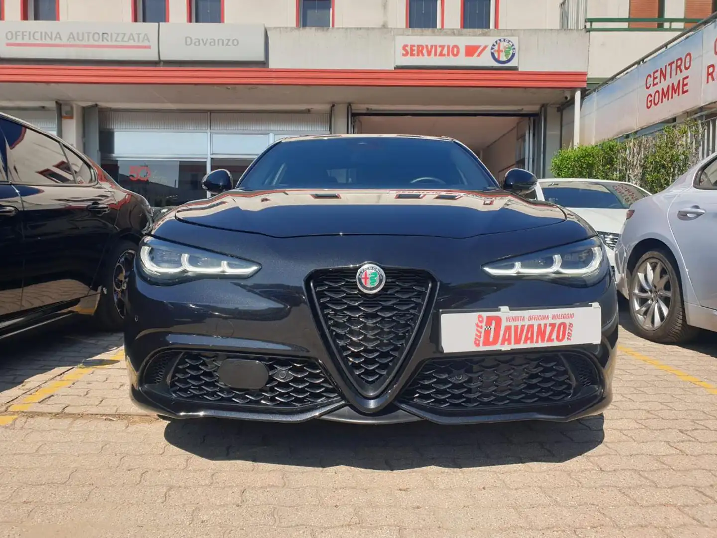 Alfa Romeo Giulia 2.0 Turbo 280 CV AT8 AWD Q4 VELOCE Nero - 2