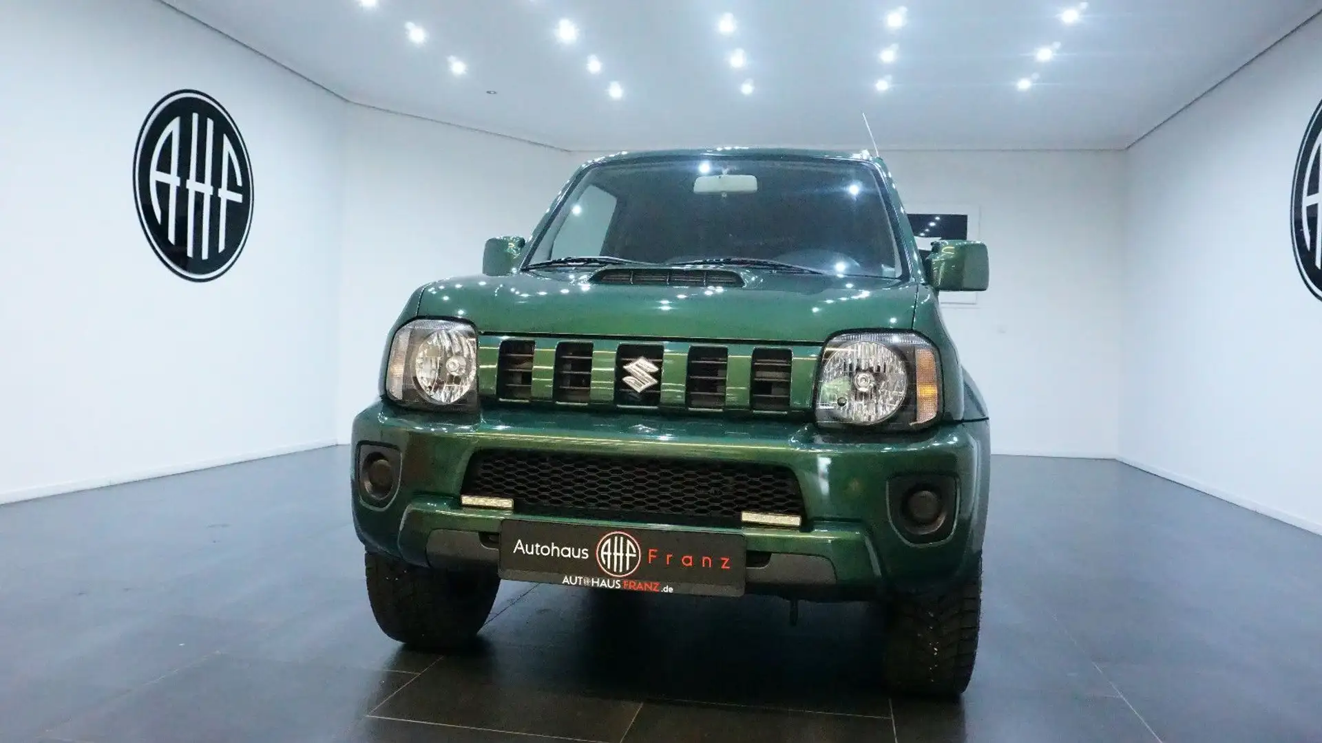 Suzuki Jimny *SHZ*AHK*ALLRAD*1HD Grün - 2