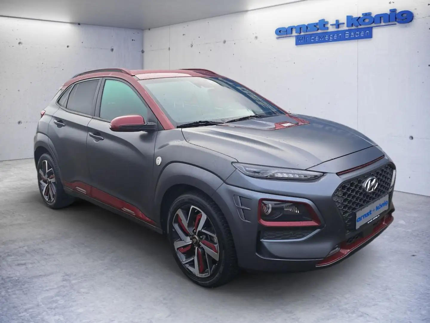 Hyundai KONA 1.6 T-GDI DCT 4WD Iron Man Edition Grau - 2