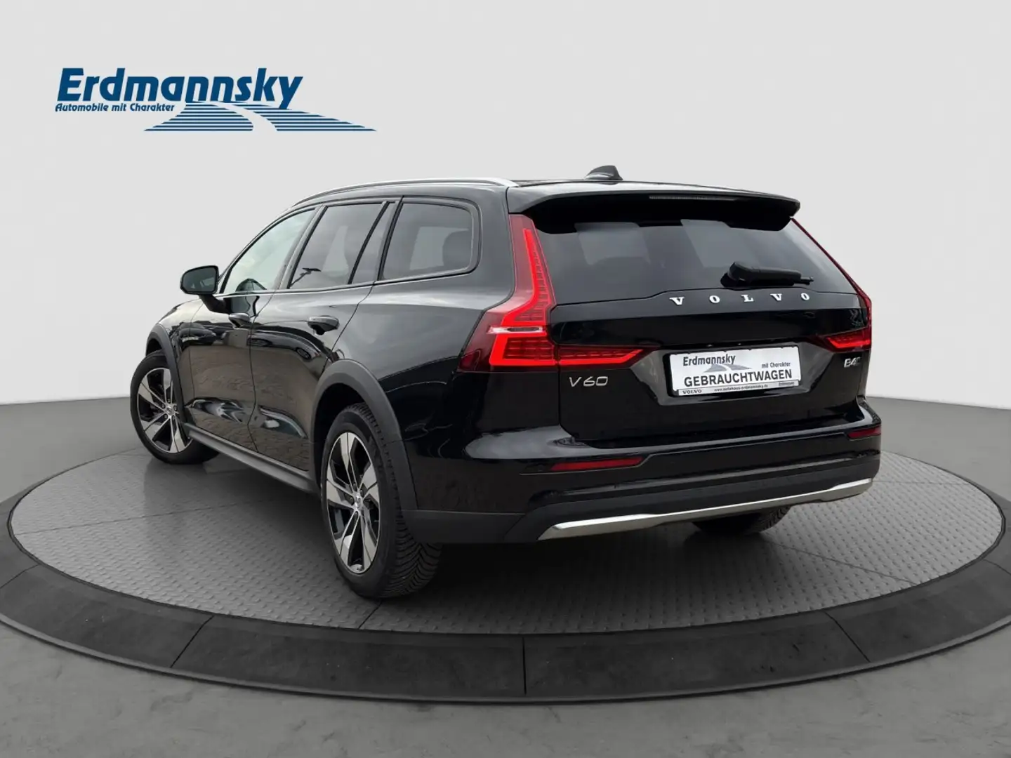 Volvo V60 Cross Country Country B4 AWD Plus/Keyless/KAM/LHZ Klima Navi Schwarz - 2