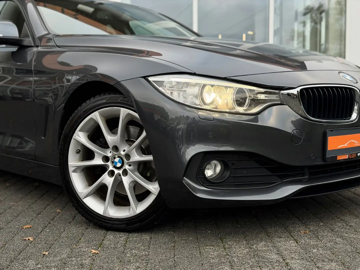 BMW 430 i GranCoupe LED*PDC*Schiebedach*Temp* Gris - 2