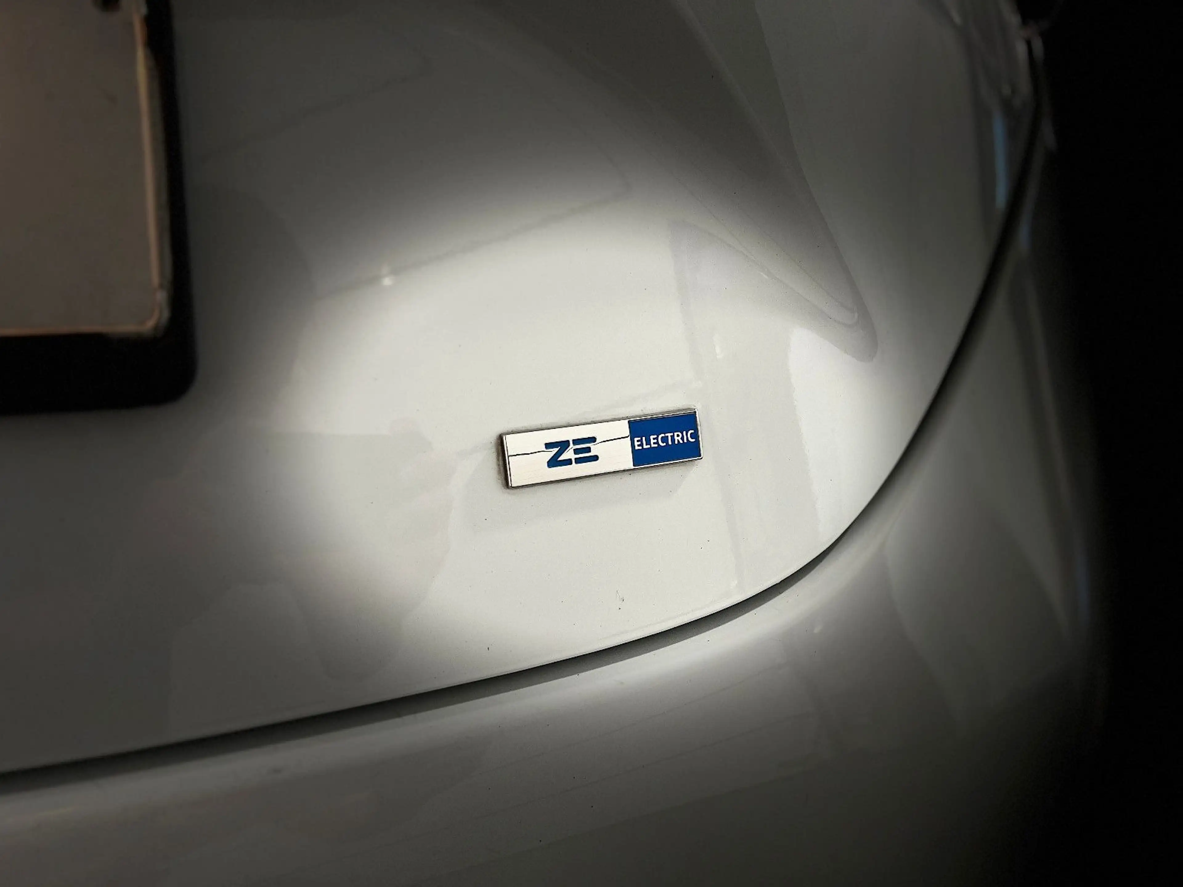 Renault ZOE Automatik **Navi*LED*SHZ*PDC*Tempomat** — photo 13
