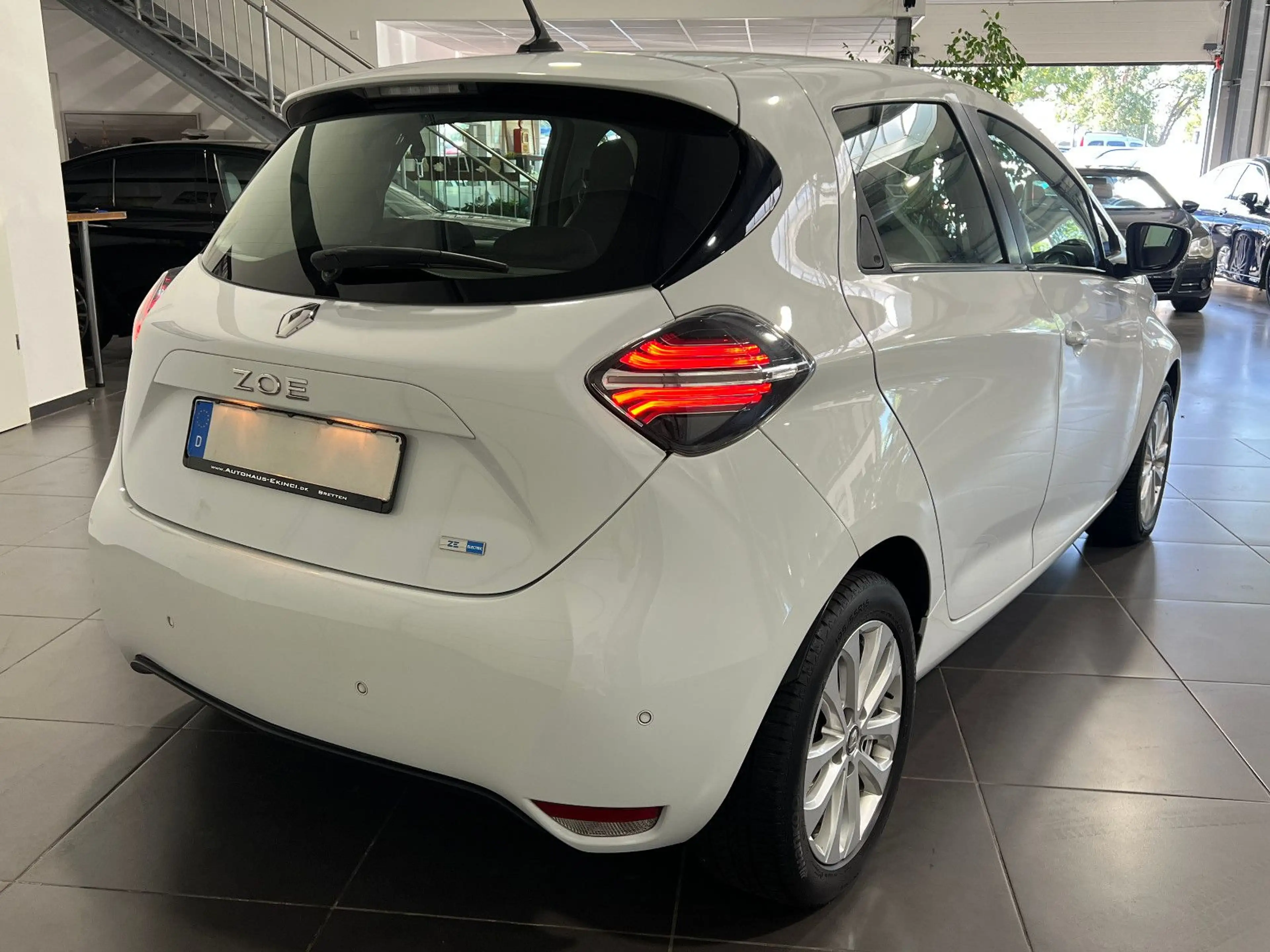 Renault ZOE Automatik **Navi*LED*SHZ*PDC*Tempomat** — photo 7