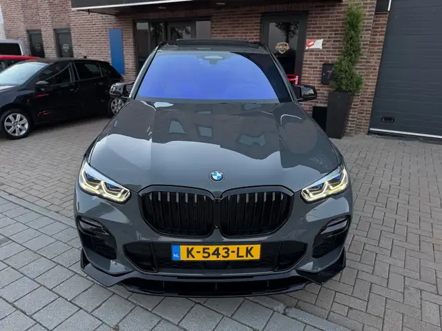 BMW X5 view 15