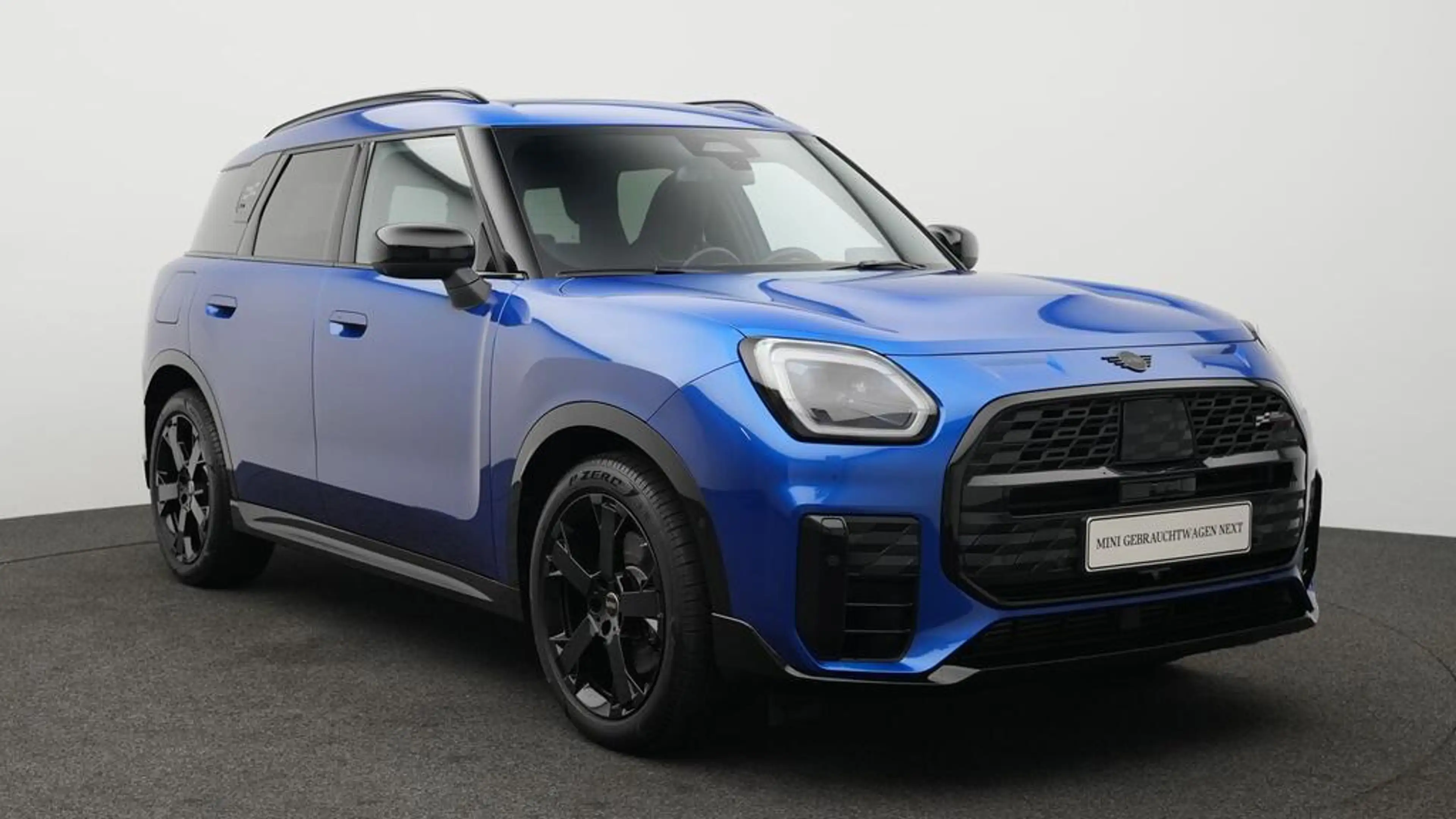 MINI Countryman S All4 John Cooper Works Trim — photo 15