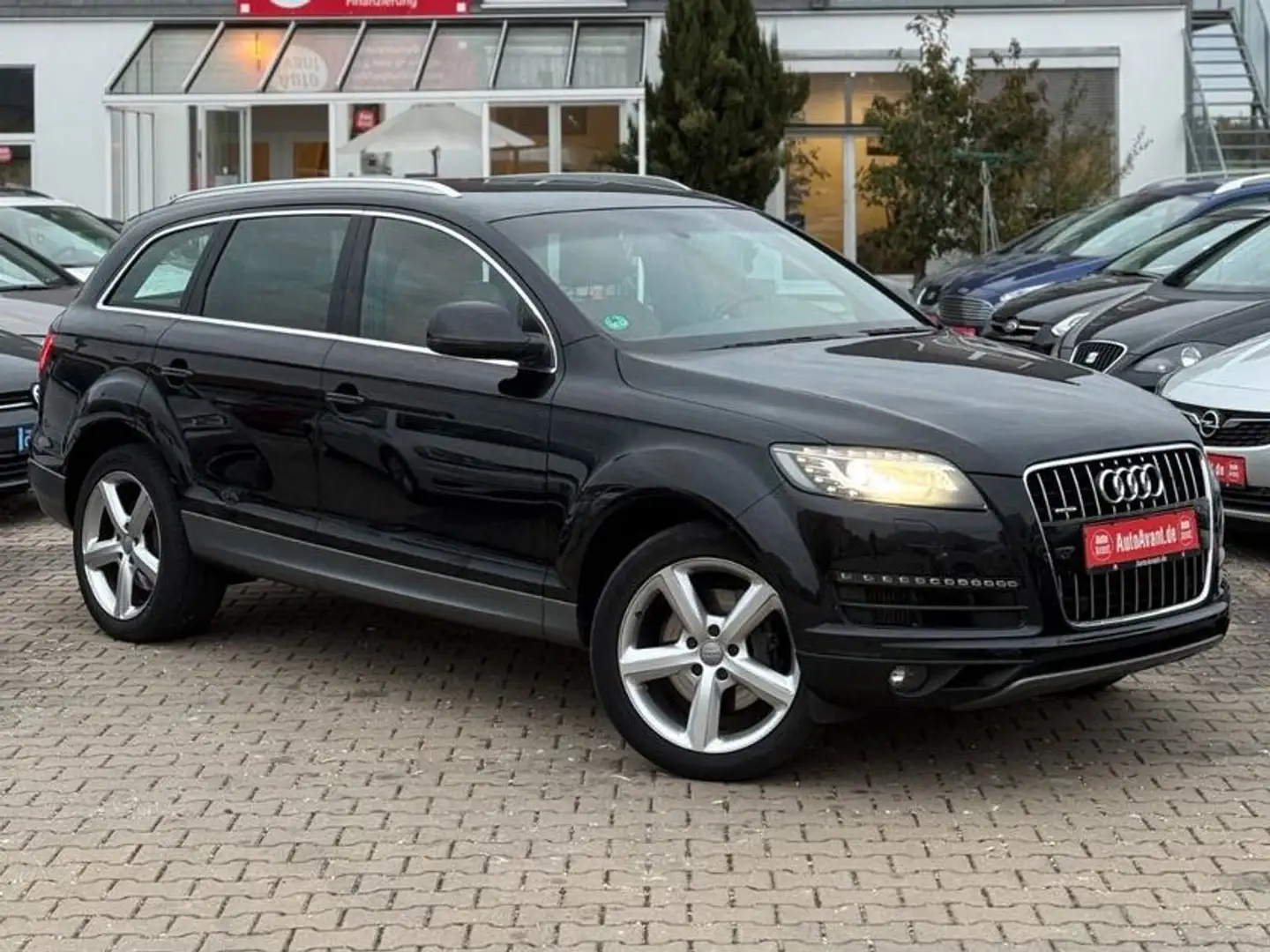 Audi Q7 4.2 TDI quattro*SHZ*AHK*8-FACH*AUTOMATIK* Schwarz - 1