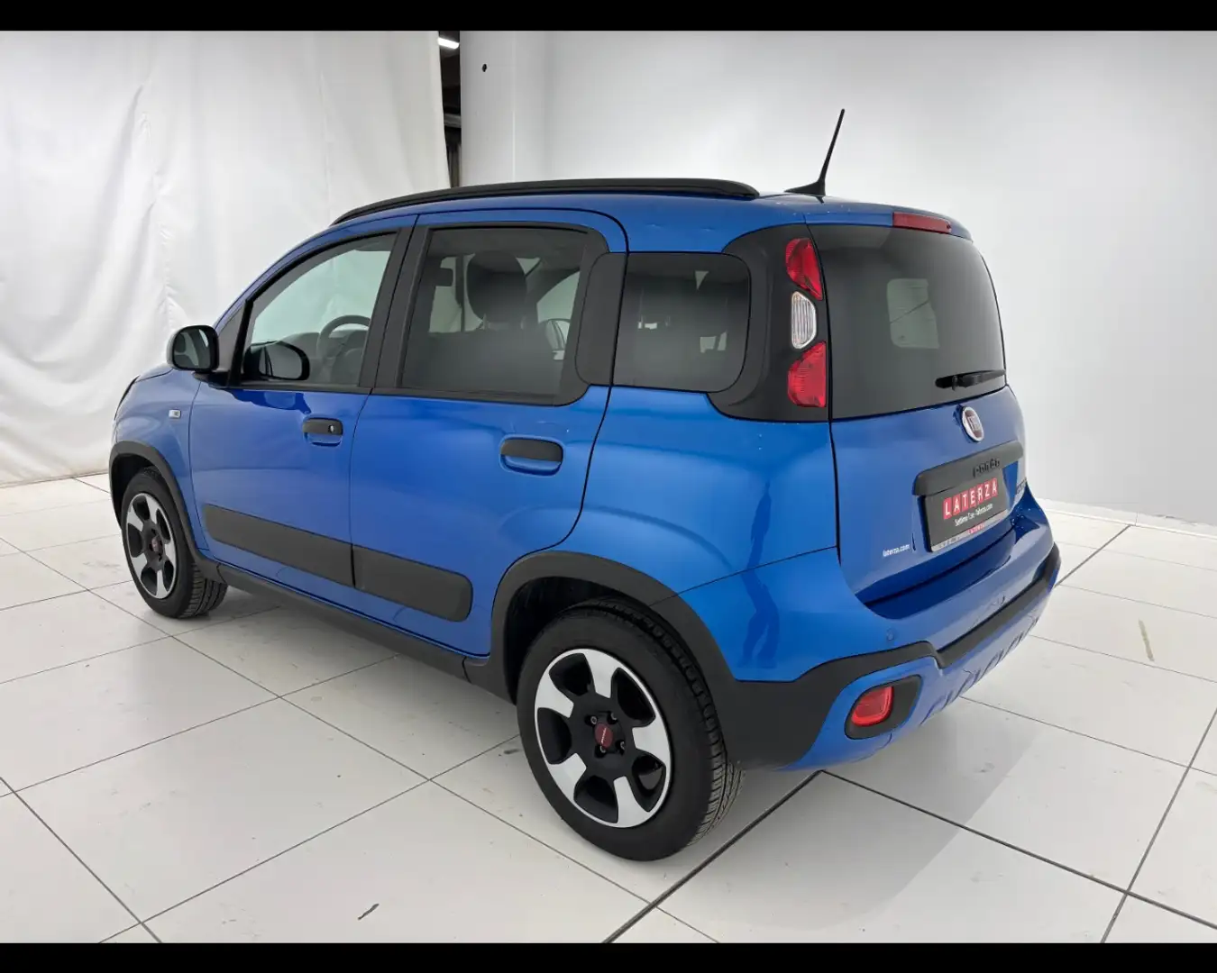 Fiat Panda Cross 1.0 FireFly Hybrid Bleu - 2