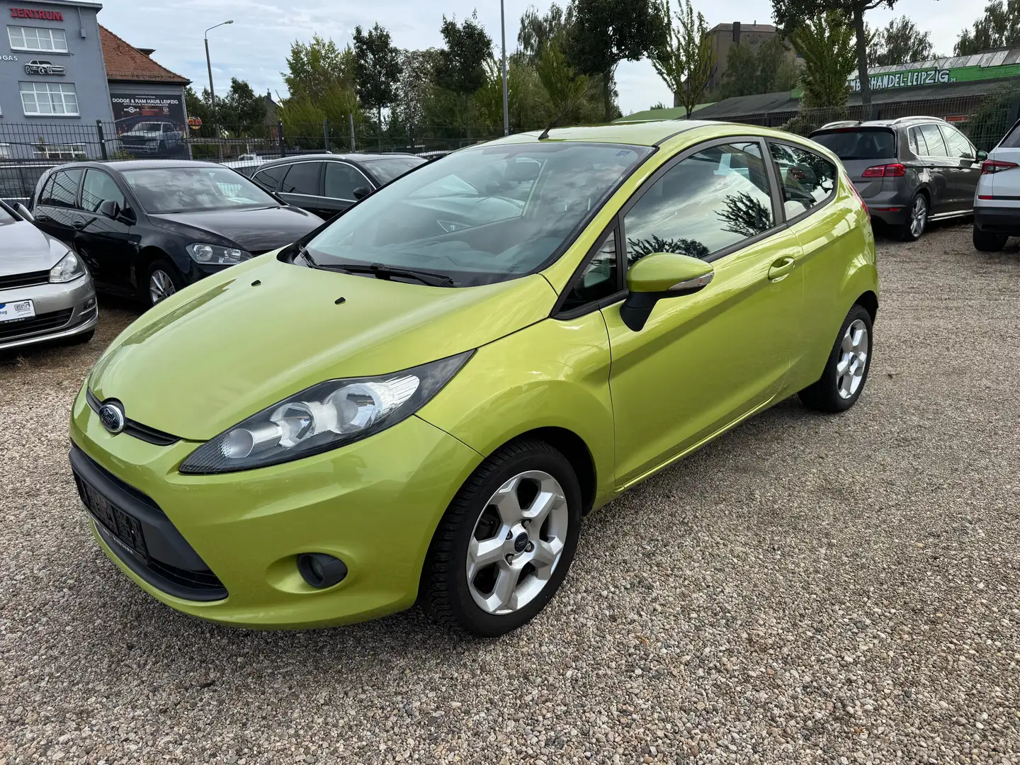 Ford Fiesta Trend/Klima/TÜV+Inspektion-Neu Verde - 1