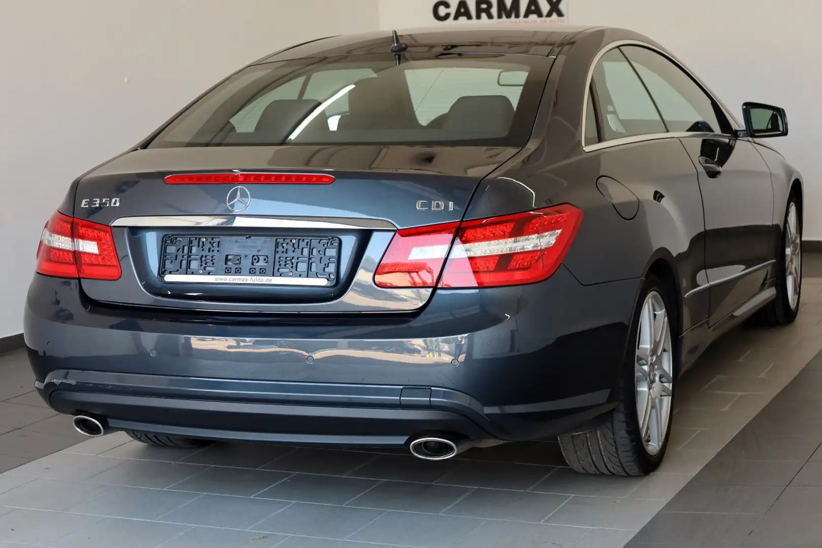 Mercedes-Benz E 350 CDI Coupe BE AMG Line,Leder,Navi,Xenon Gris - 2