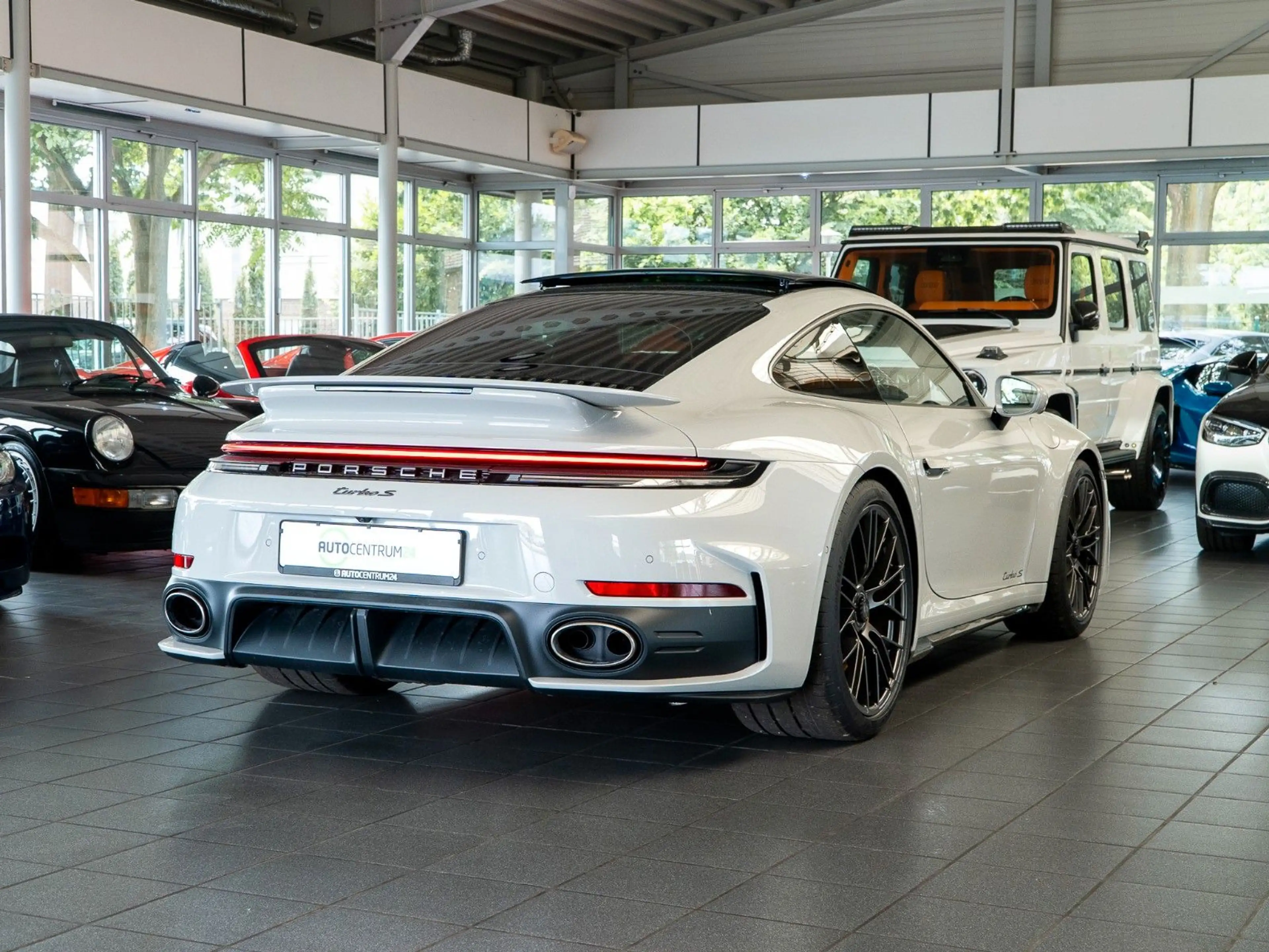 Porsche 911 992 Turbo S Pano Burm Dynamic Memory — photo 12