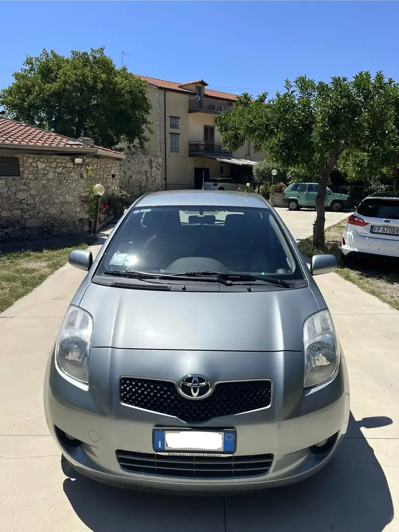 Toyota Yaris Verso 1.4 d-4d 90CV EURO4 1PROPRIETARIO POCHISS KM - 2