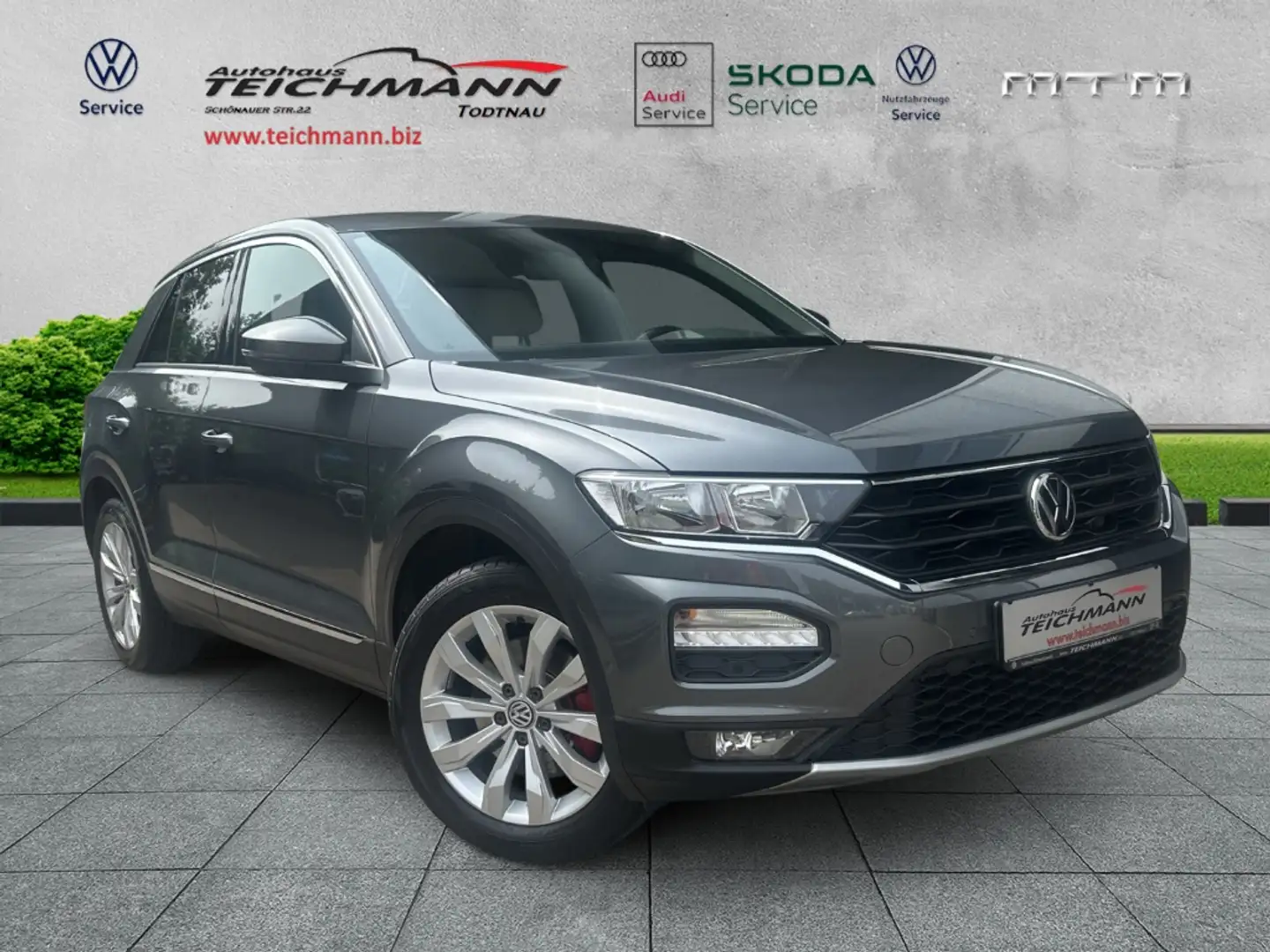Volkswagen T-Roc Sport 4Motion 2.0 TSI DSG Gris - 2