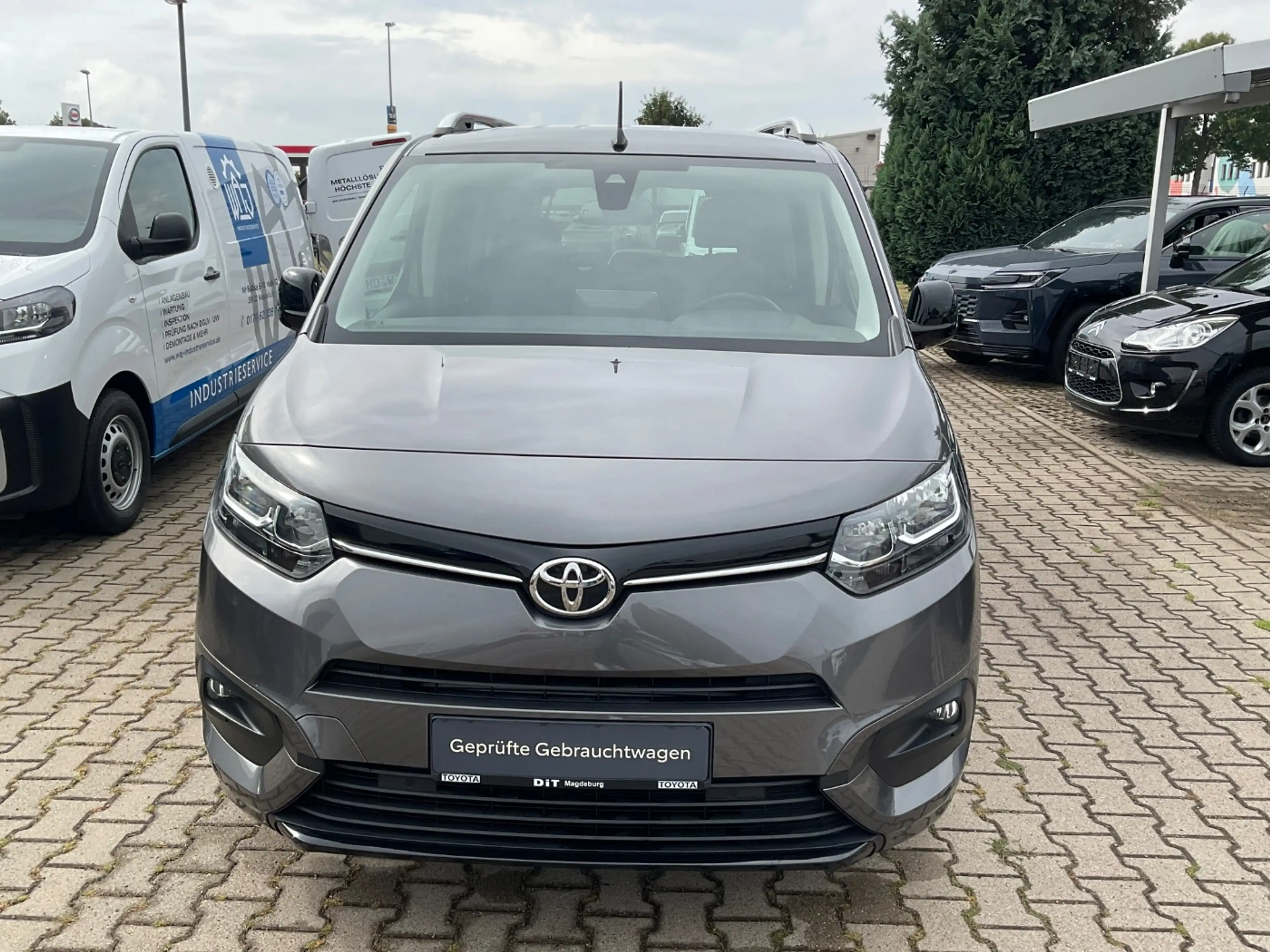 Toyota Proace City Verso 1.2 L2 Team D 7Sitzer,Comfort2 — photo 3