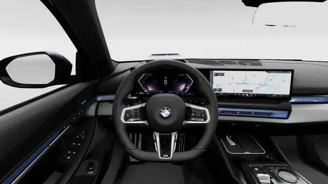 BMW 5 Series view 13