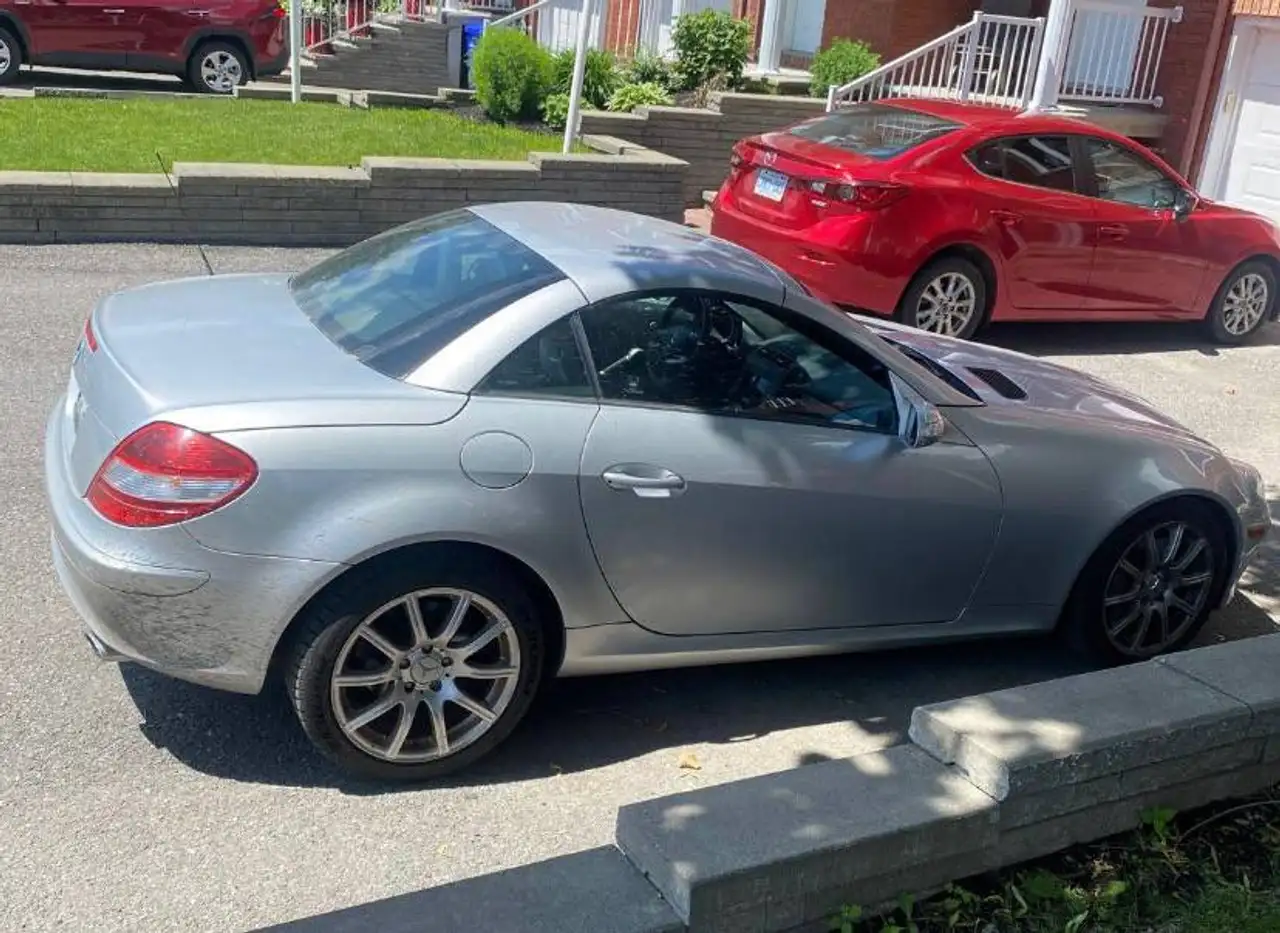 Mercedes-Benz SLK снимка Mercedes-Benz SLK
