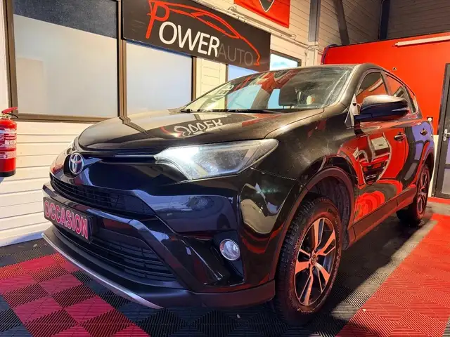 Toyota RAV4 2.0 D4D 145 DYNAMIC 4X2