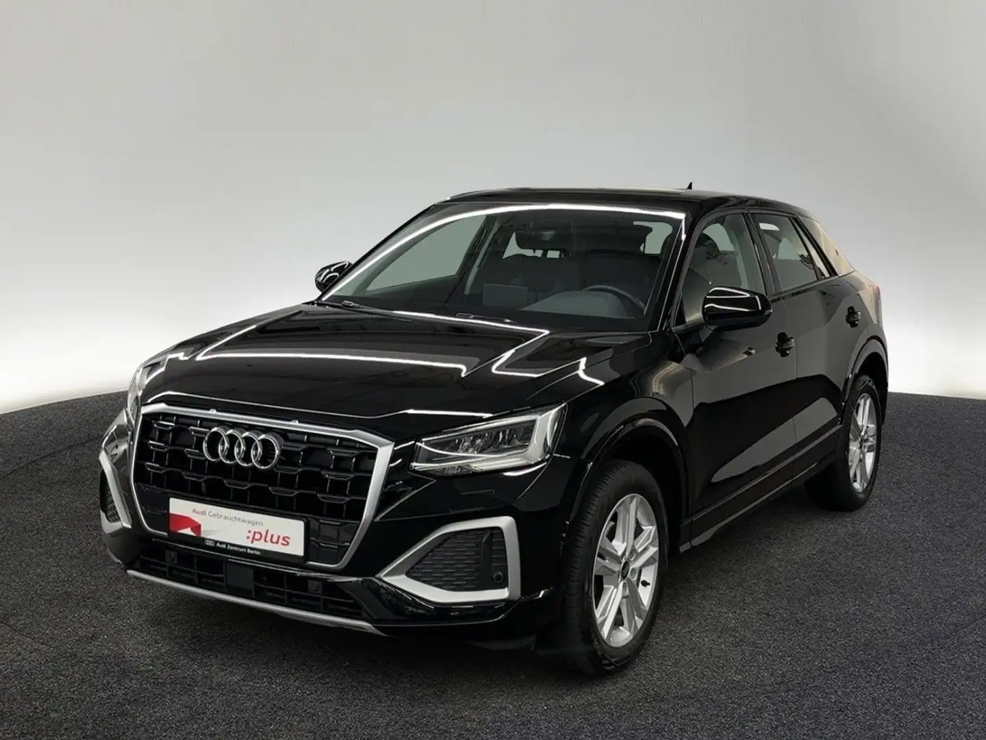 Audi Q2 Advanced 35 TFSI 6-Gang AHK PDC RFK NAVI Schwarz - 2