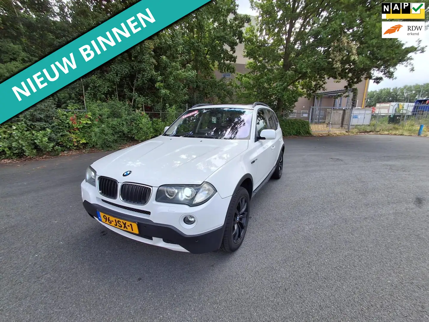 BMW X3 2.0i Business Line NETTE AUTO RIJDT EN SCHAKELT GO Wit - 1