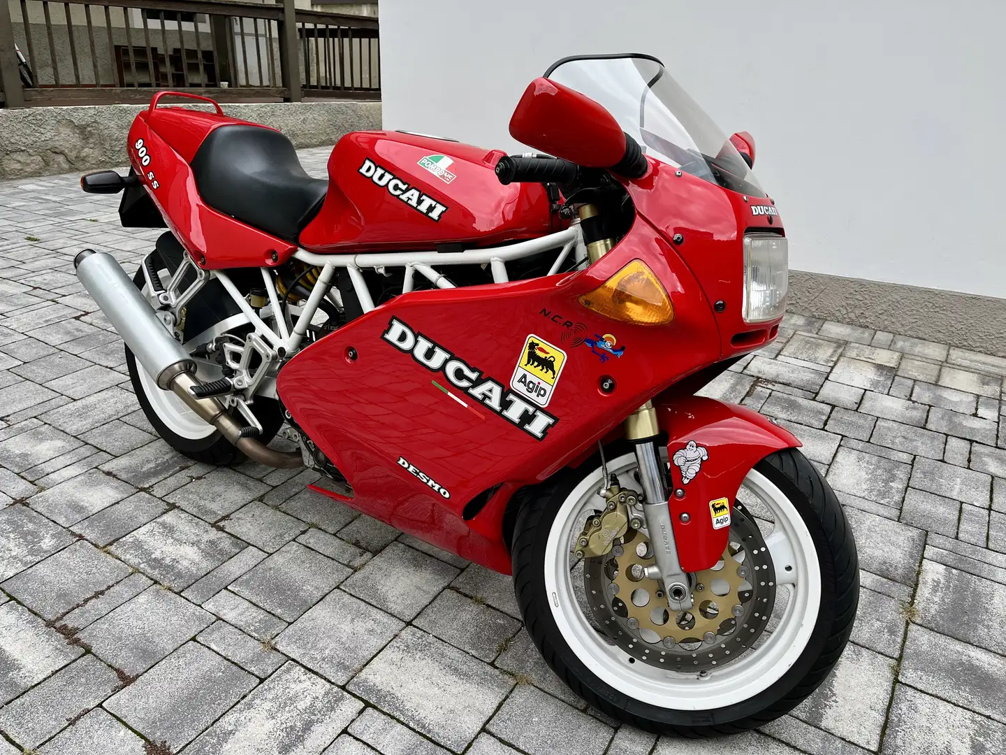 Ducati 900 SS - 2