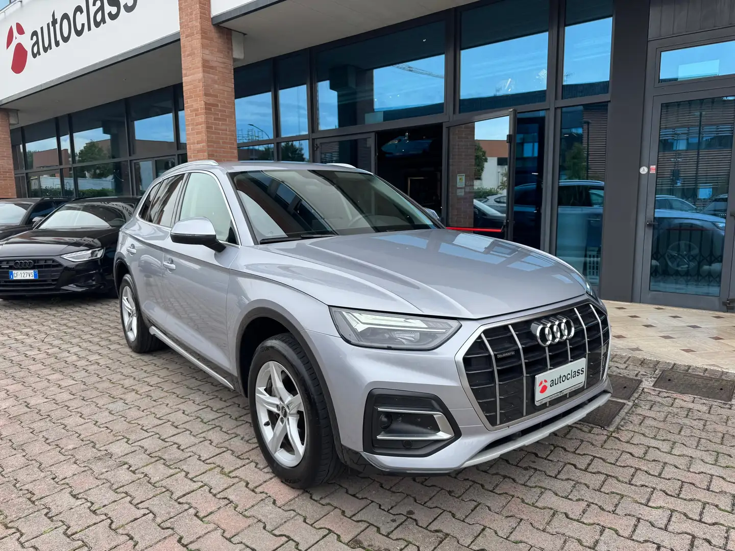 Audi Q5 Q540 2.0 tdi mhev Advanced Plus quattro s-tronic Grau - 1