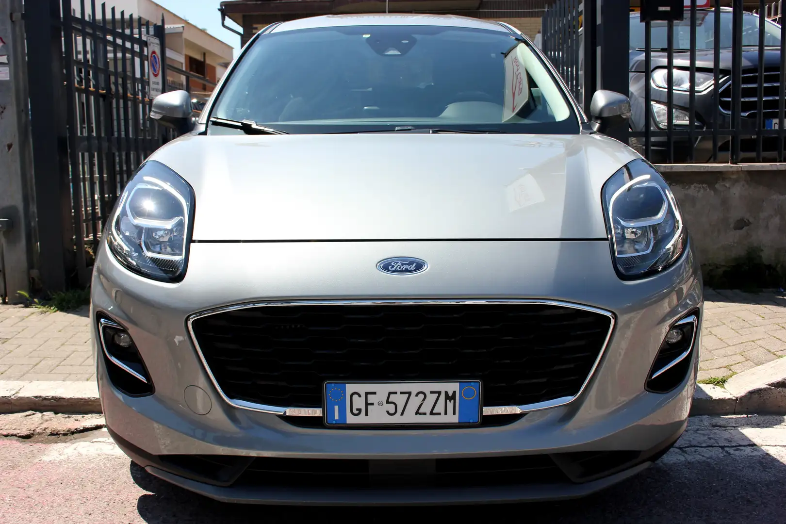 Ford Puma HIBRID Titanium AUTOMATICA *PREZZO VERO* NAVI Grijs - 2