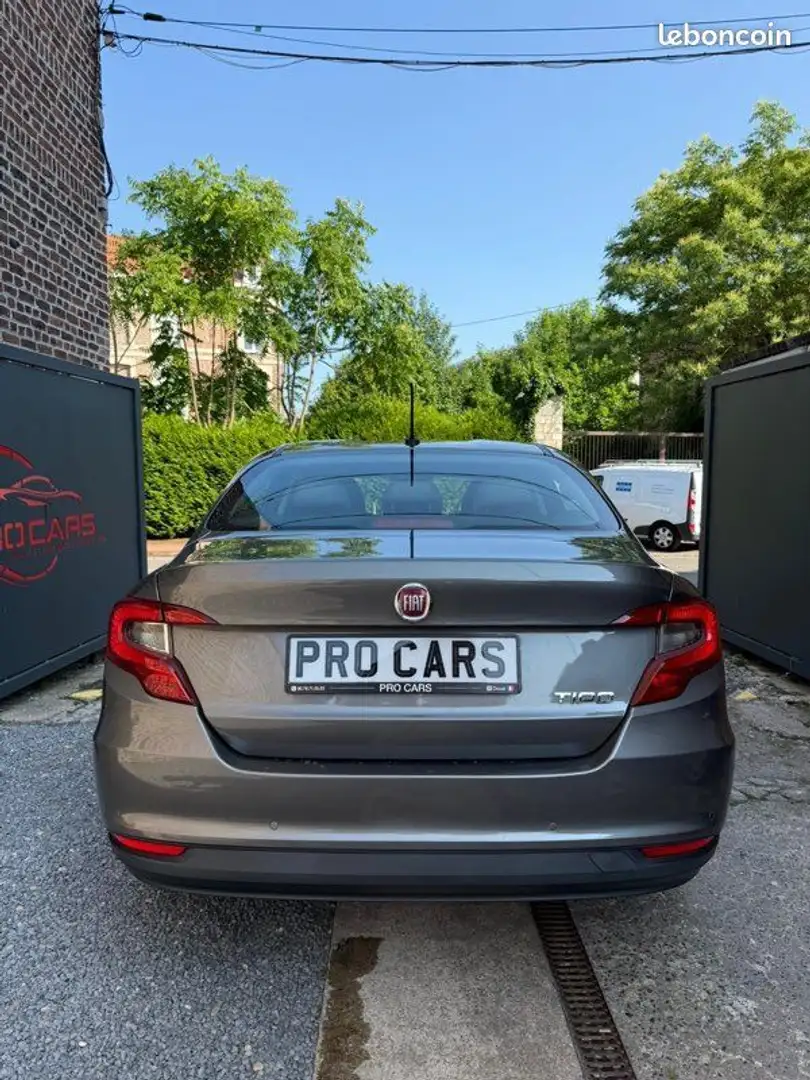 Fiat Tipo 1,3 Multijet easy S&S 95 Gris - 2