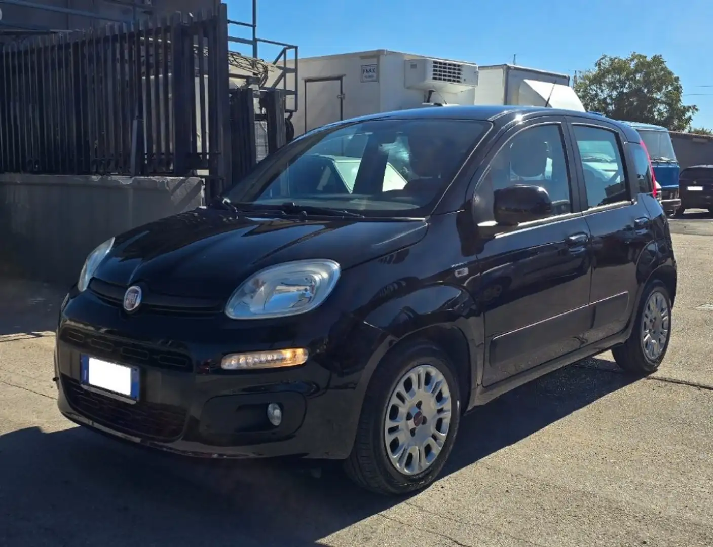 Fiat Panda 1.3 MJT S&S Easy Zwart - 1