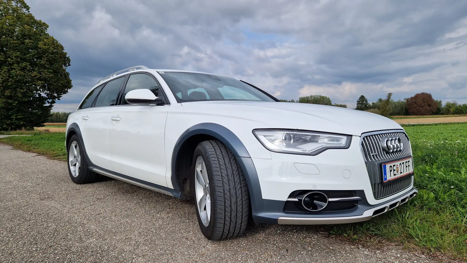 Audi A6 allroad A6 Allroad 3,0 TDI quattro DPF S-tronic Luftfahrwerk AHK Weiß - 1