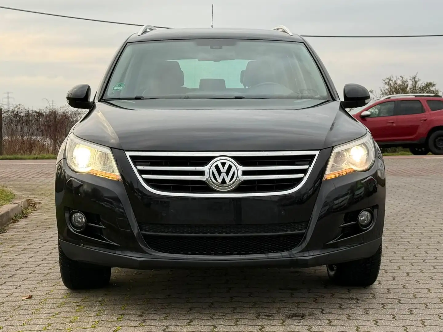 Volkswagen Tiguan Sport & Style 4Motion Schwarz - 2