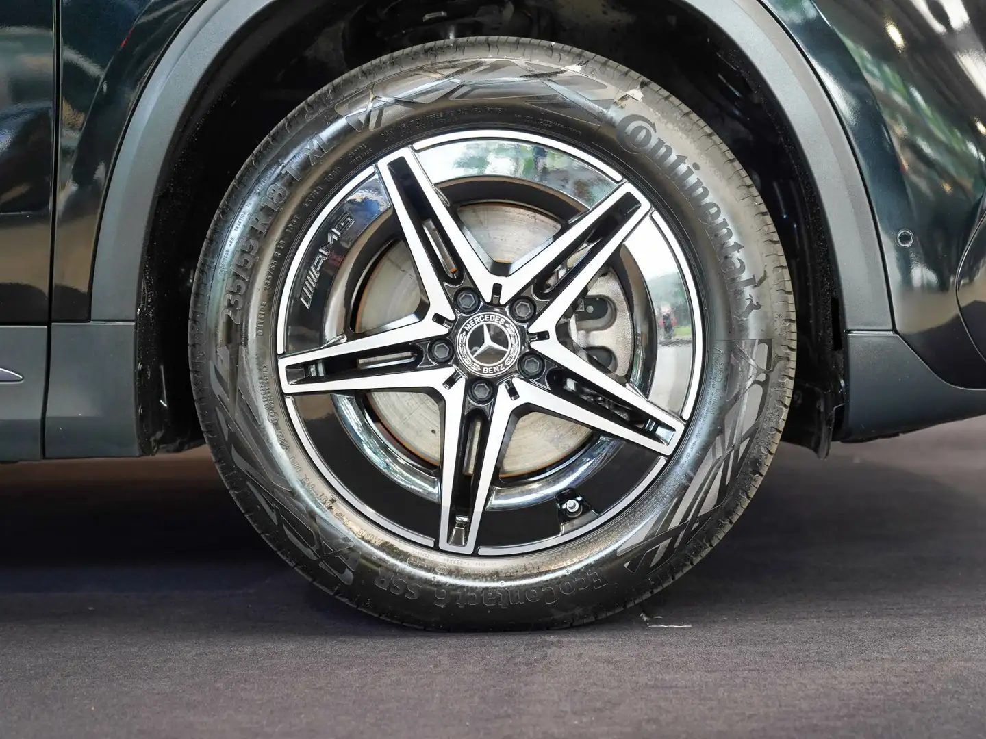 Mercedes-Benz EQA 300 EQA 300 4M AMG Line CarPlay Rückfahrkamera DAB Schwarz - 2