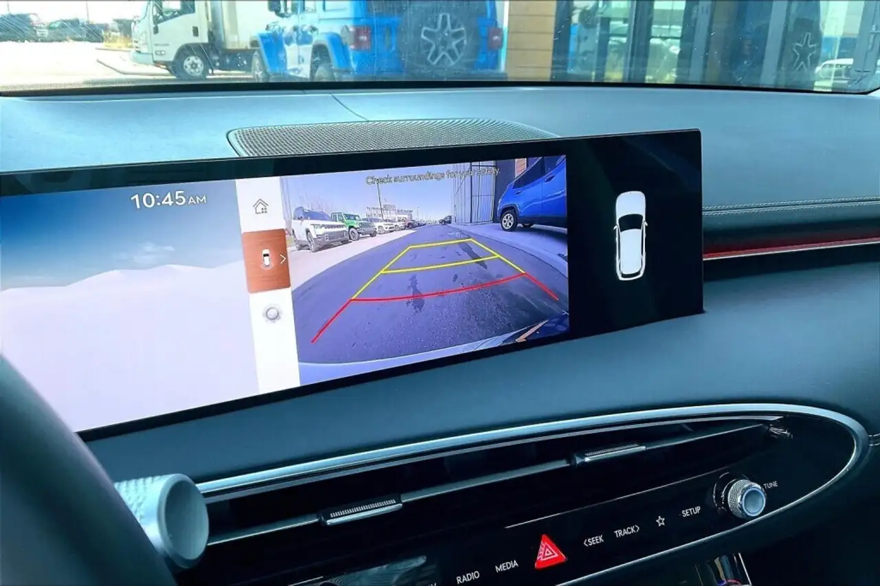 Genesis GV70 снимка Genesis GV70