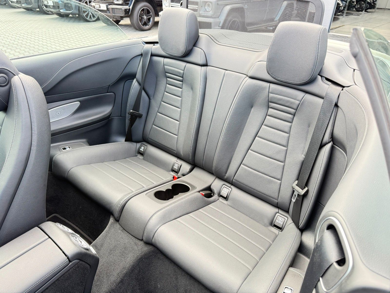 Mercedes-Benz E 450 E450*4Matic*Cabrio*AMG-PAKET*360°ACC*BURMESTER* — photo 10