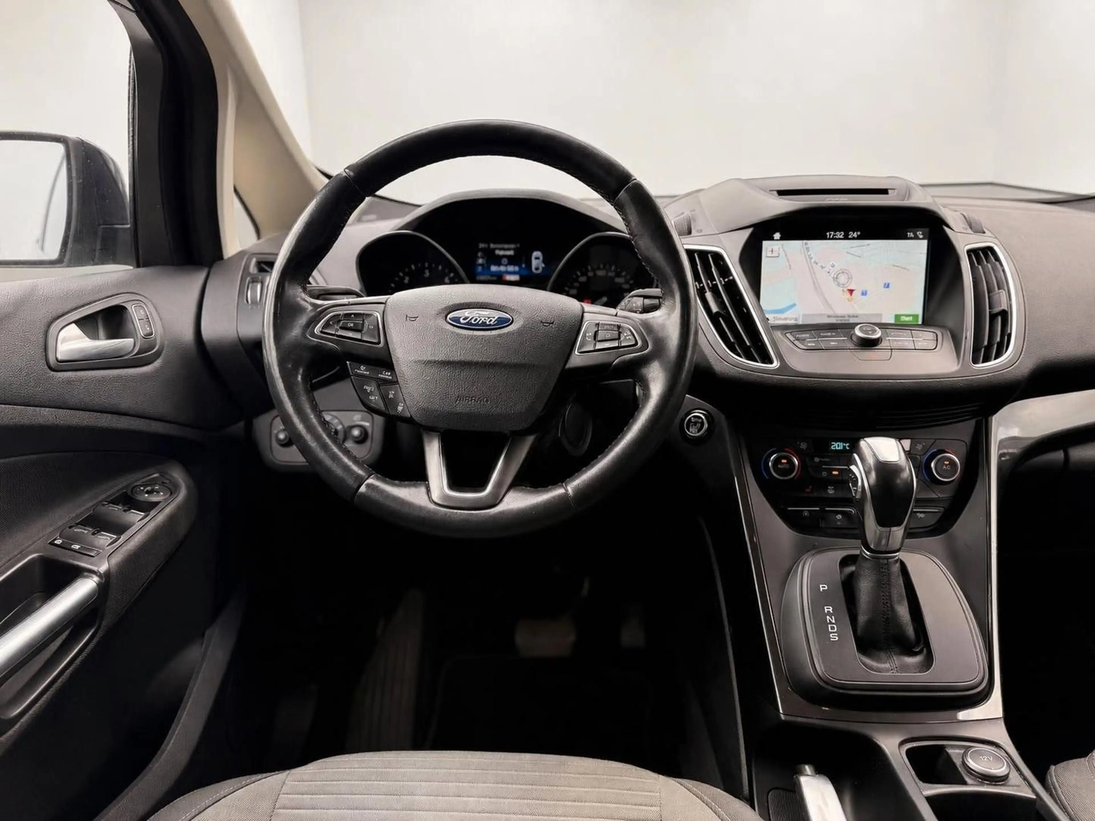 Ford C-Max 2.0 TDI Titanium — photo 7