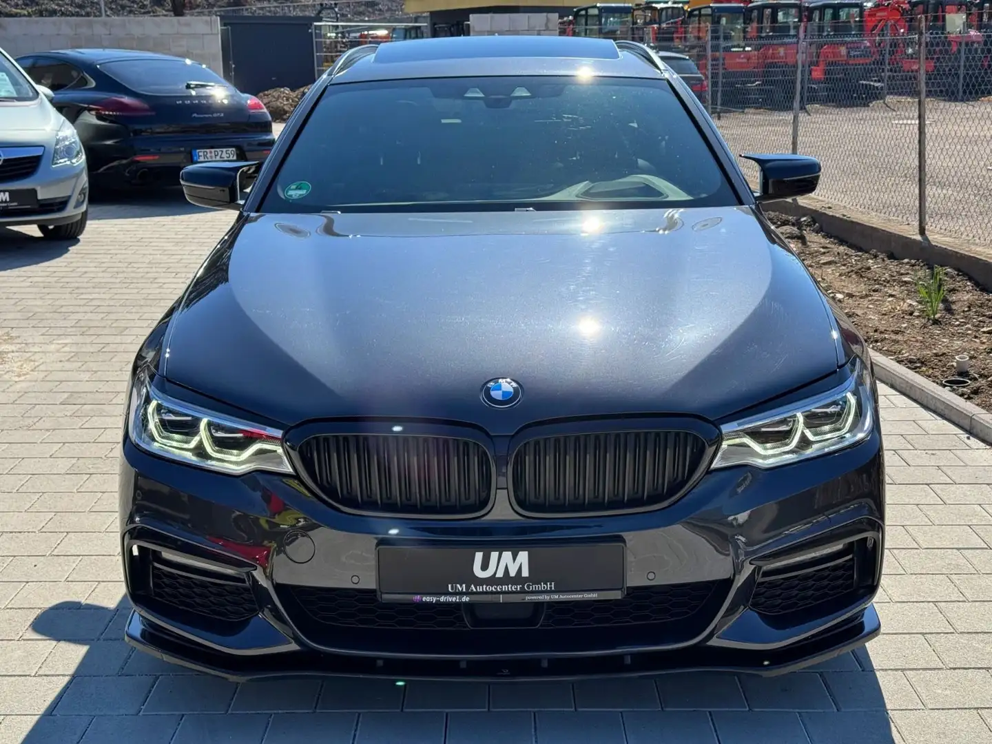 BMW 530 d M Sport Touring/VOLL/PANO/HUD/ACC/SOFT-CLO Gris - 2