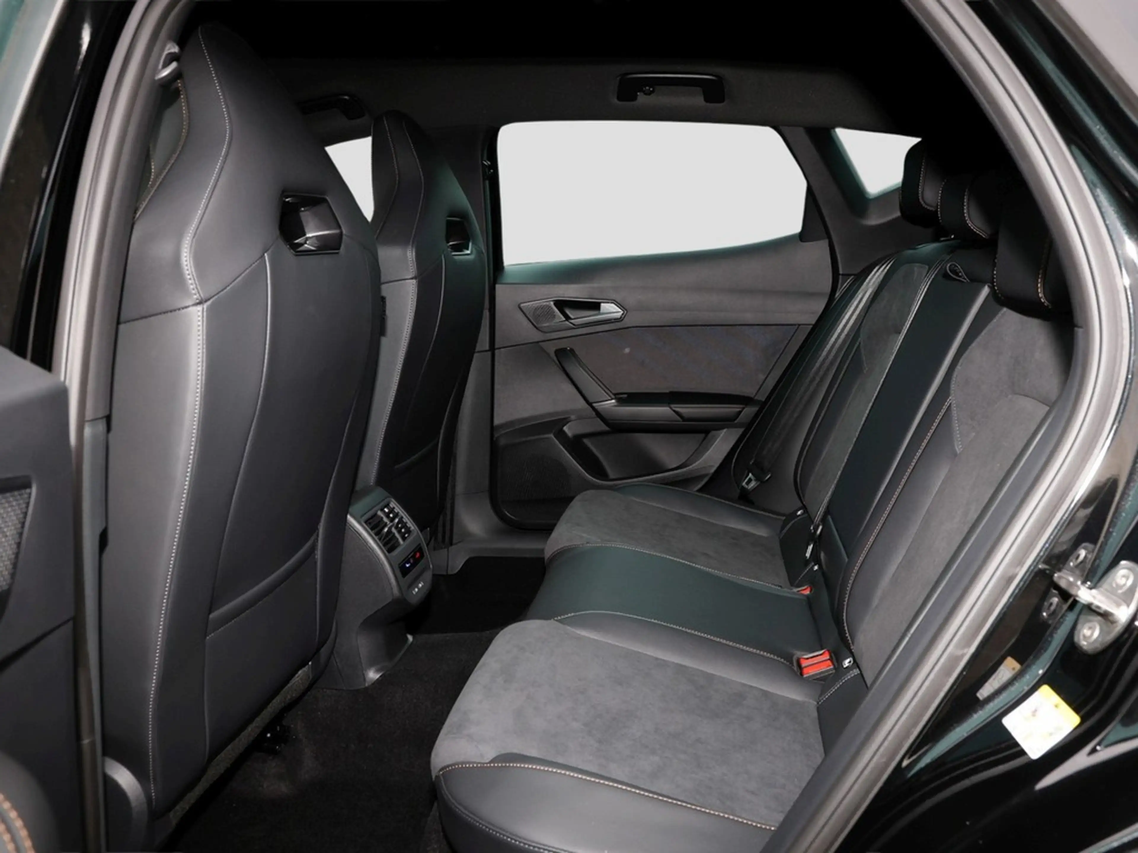 CUPRA Formentor VZ 2.0 TSI 195kW/265PS 7-Gang-DSG — photo 10