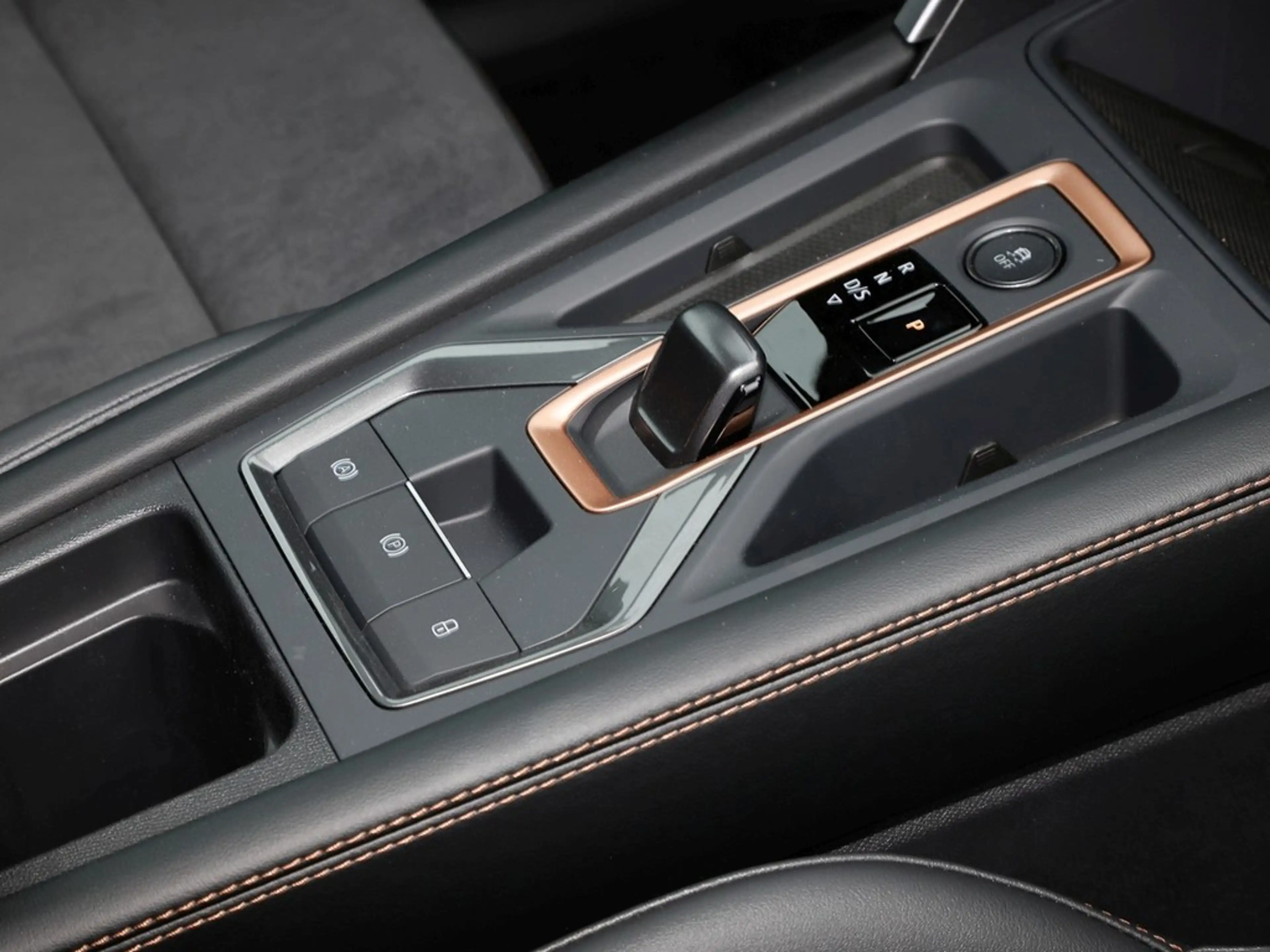 CUPRA Formentor VZ 2.0 TSI 195kW/265PS 7-Gang-DSG — photo 9