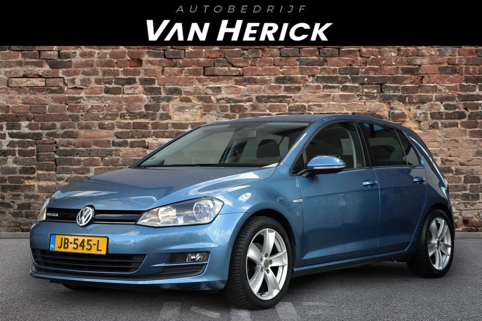 Volkswagen Golf 1.0 TSI Connected Series | Navi | Cruise | Clima Blue - 1